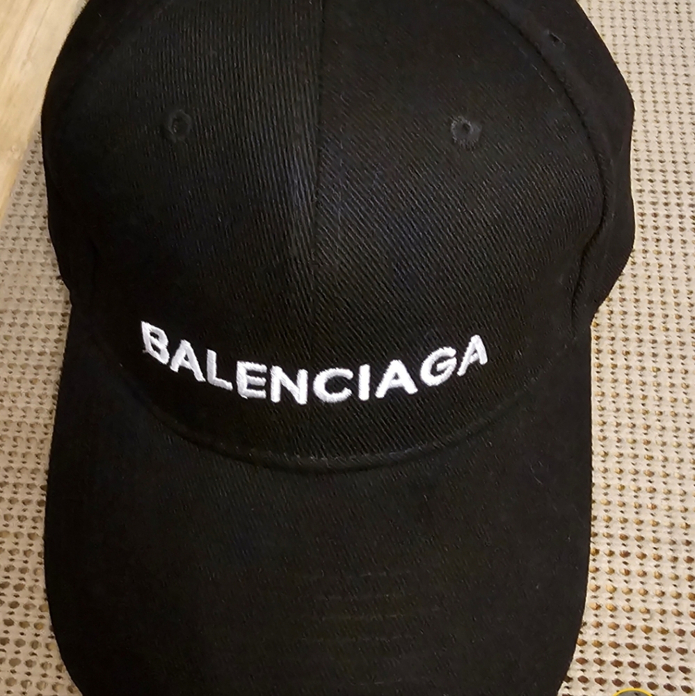Balenciaga  logo  cap